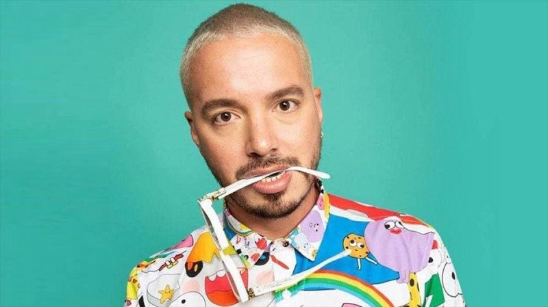 J Balvin confiesa que se sintió solo en su intento de boicot a los Latin Grammy 2021