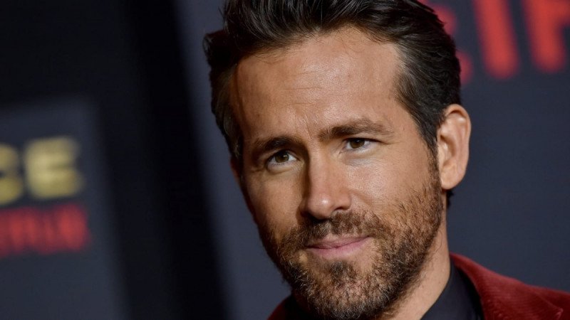 'James Bond': Ryan Reynolds y la posibilidad de interpretar al histórico personaje