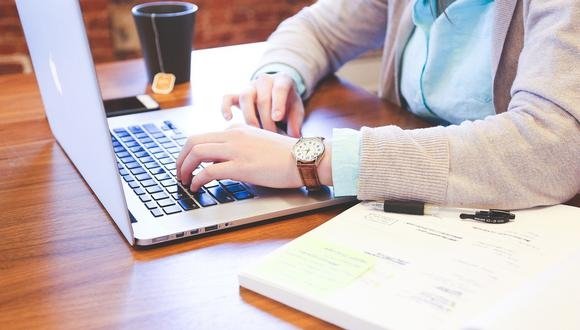 El derecho a desconectarse: por qué la legislación no aborda los problemas reales del trabajo